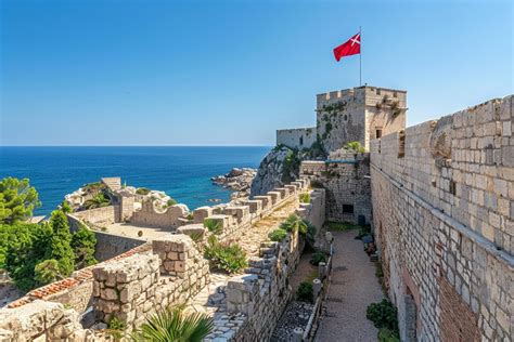 Le Château de Fort d’Daegu: Un joyau historique qui défie le temps!