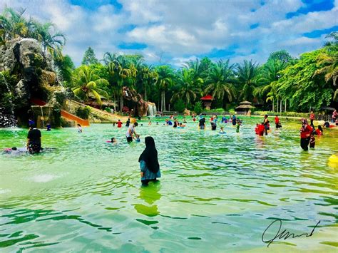 Le Sungai Klah Hot Springs: Un Oasis Minéral au Coeur de la Nature Malaise!