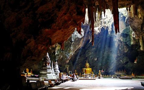 Le Wat Khao Tham - Un sanctuaire paisible perché sur une montagne escarpée !